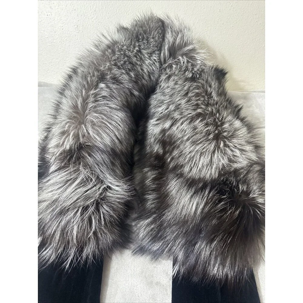 Women’s ST.John Evening Scarf Dyed Fox 95% Silk Velvet Lining Gray One Size - Picture 3 of 11